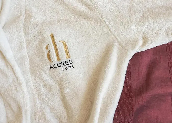 Acores Premium- 5 Minutos Do Moinhos De Vento 4*